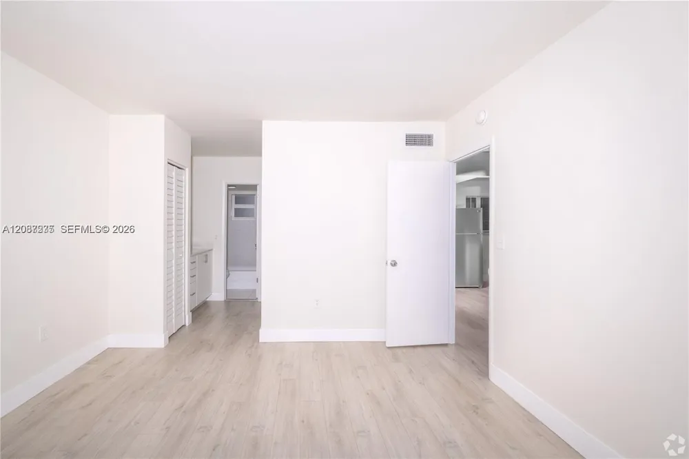3626 NE 168th St #504 North Miami Beach, FL 33160