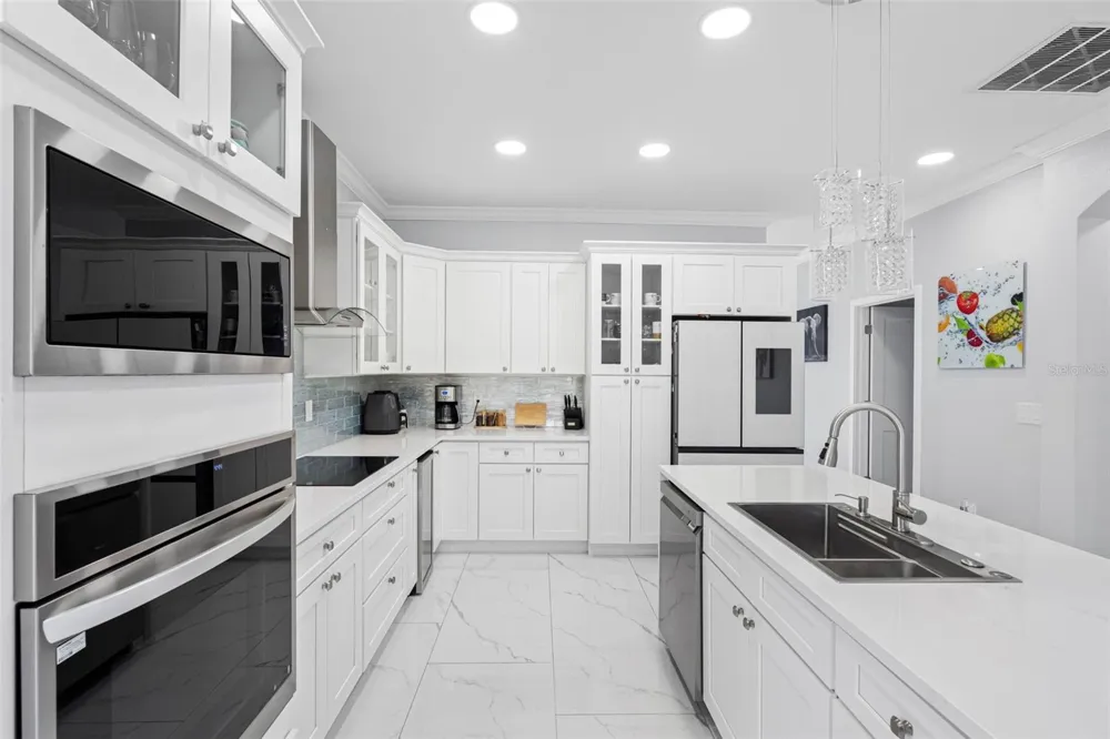5610 SHEER BLISS LOOP Land O Lakes, FL 34639