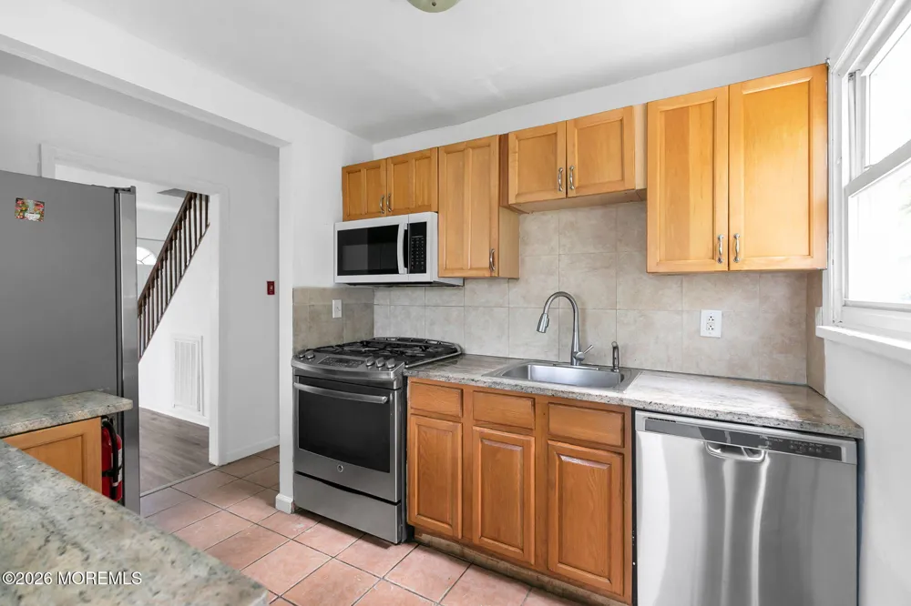 10 Steven Avenue Tinton Falls, NJ 07724