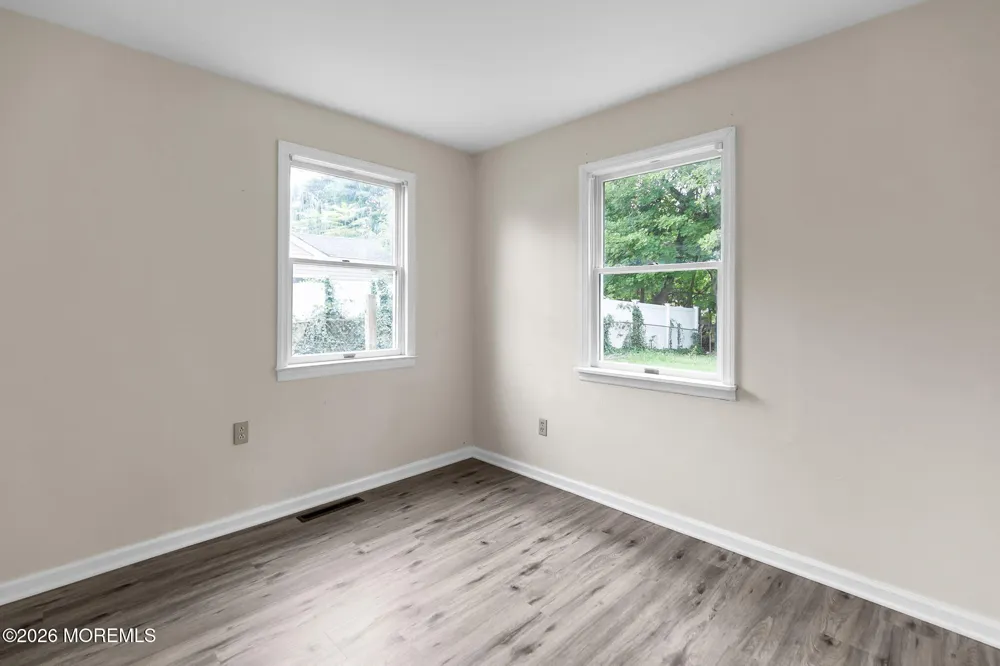 10 Steven Avenue Tinton Falls, NJ 07724
