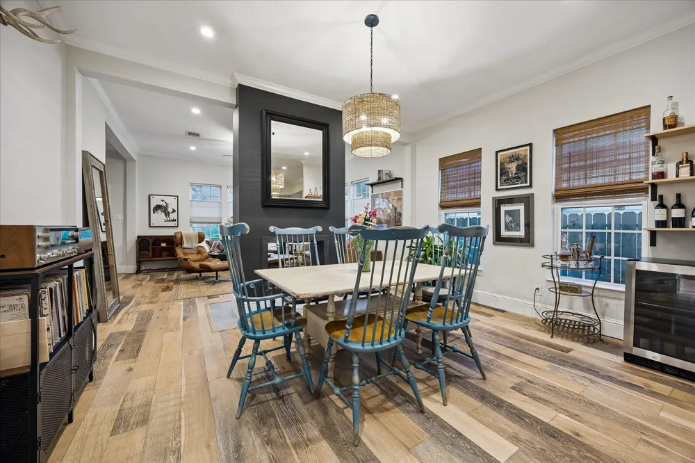 106 Alma Street Houston, TX 77009