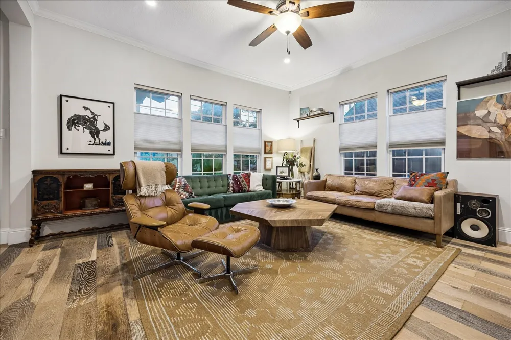 106 Alma Street Houston, TX 77009