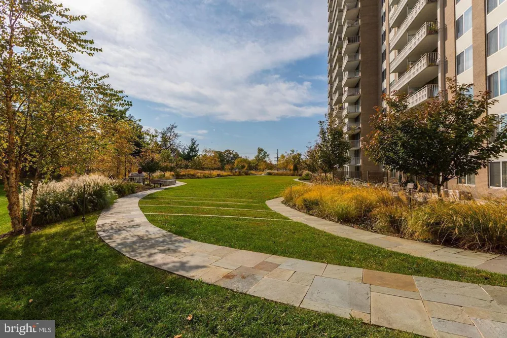 5101 RIVER ROAD #609 Bethesda, MD 20816