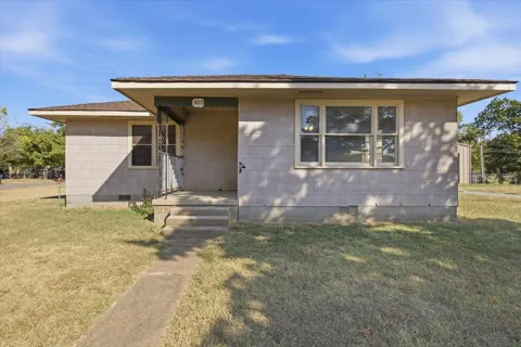 300 E Main Street