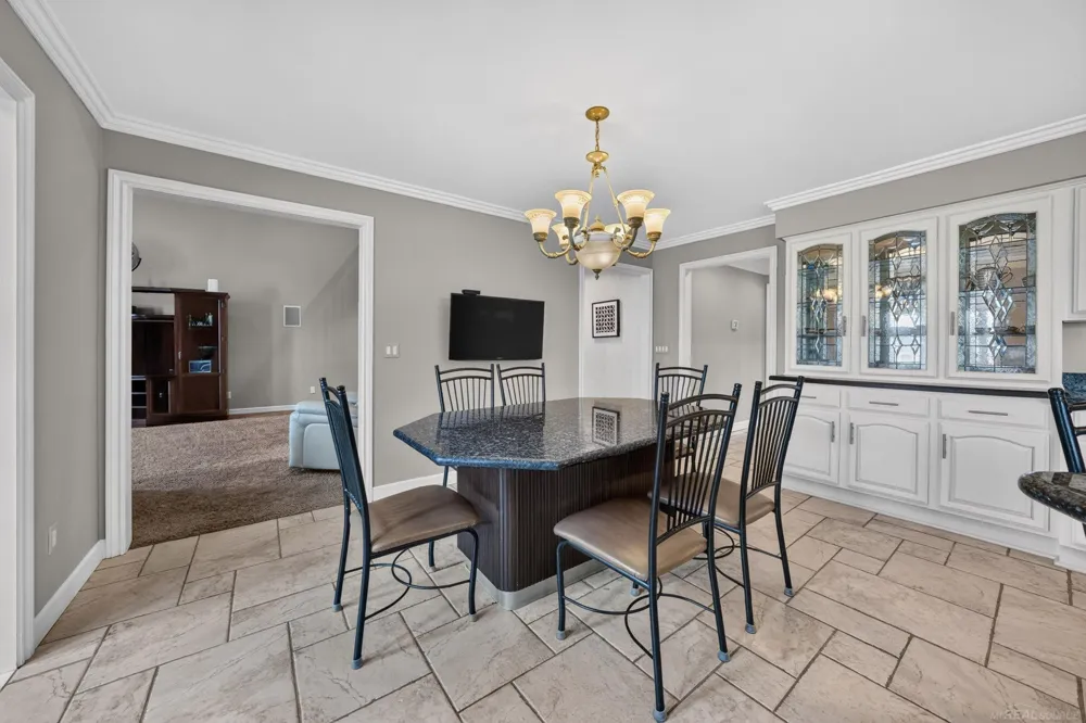 8893 Chestnut Run Drive Shelby Charter Township, MI 48317