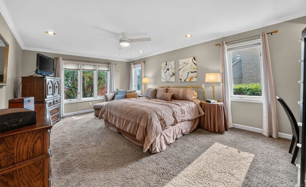 8893 Chestnut Run Drive Shelby Charter Township, MI 48317