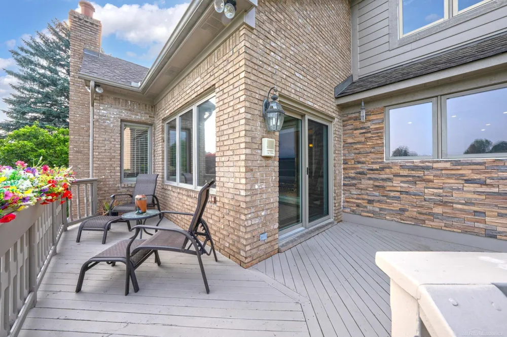 8893 Chestnut Run Drive Shelby Charter Township, MI 48317