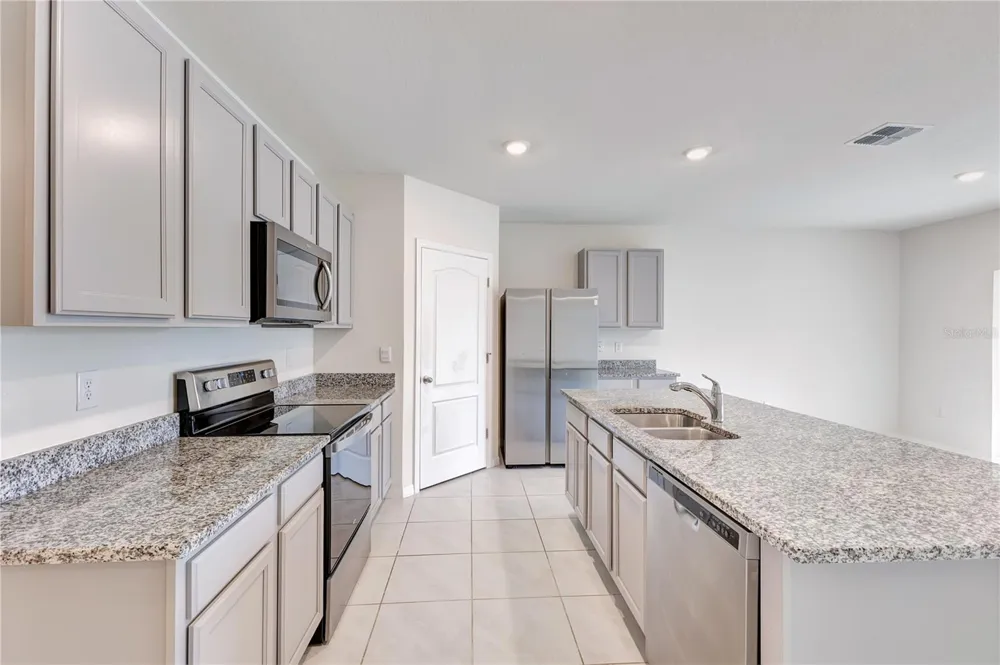 6766 GRACE HAMMOCK ROAD St Cloud, FL 34773