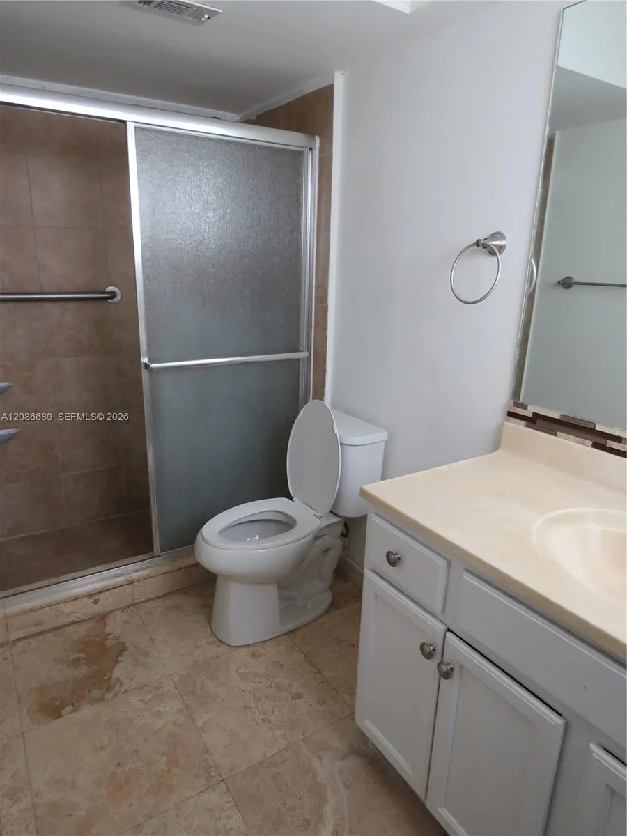 11840 NE 19th Dr #26 North Miami, FL 33181