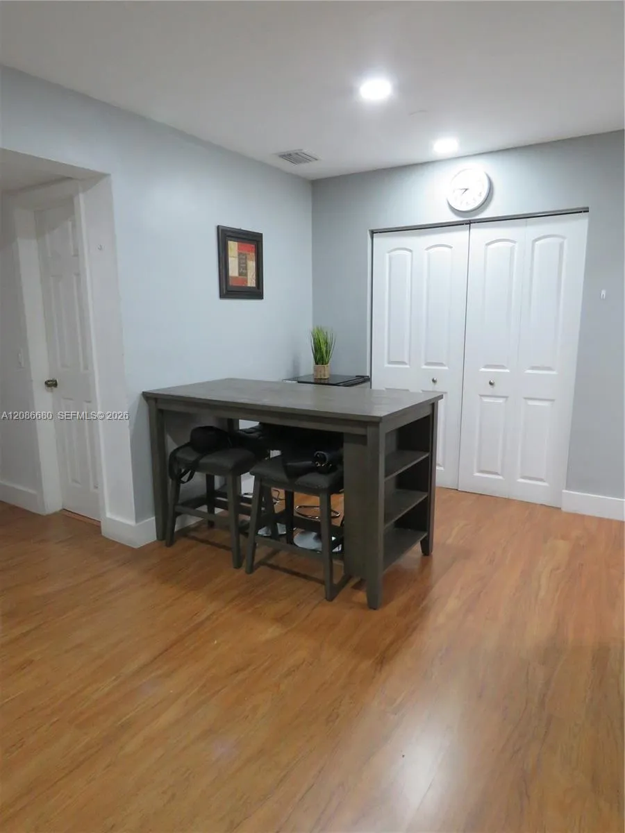 11840 NE 19th Dr #26 North Miami, FL 33181