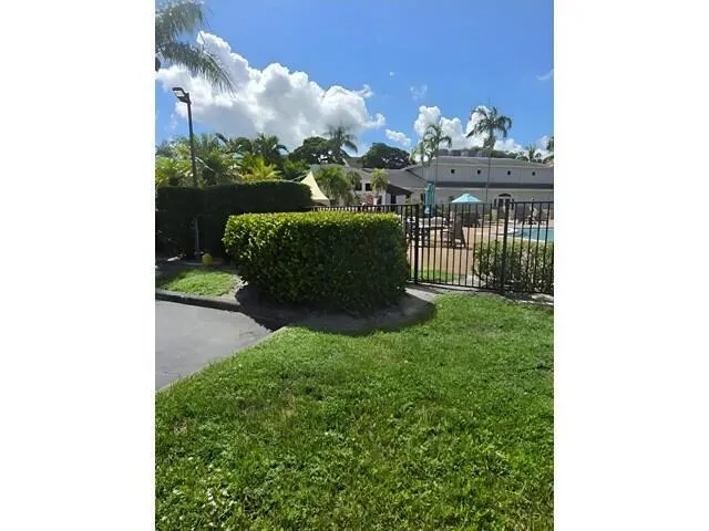 2313 CONGRESS AVENUE #23 Boynton Beach, FL 33426