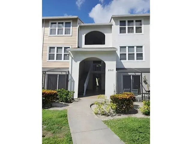 2313 CONGRESS AVENUE #23 Boynton Beach, FL 33426