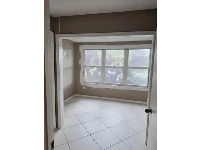 2313 CONGRESS AVENUE #23 Boynton Beach, FL 33426