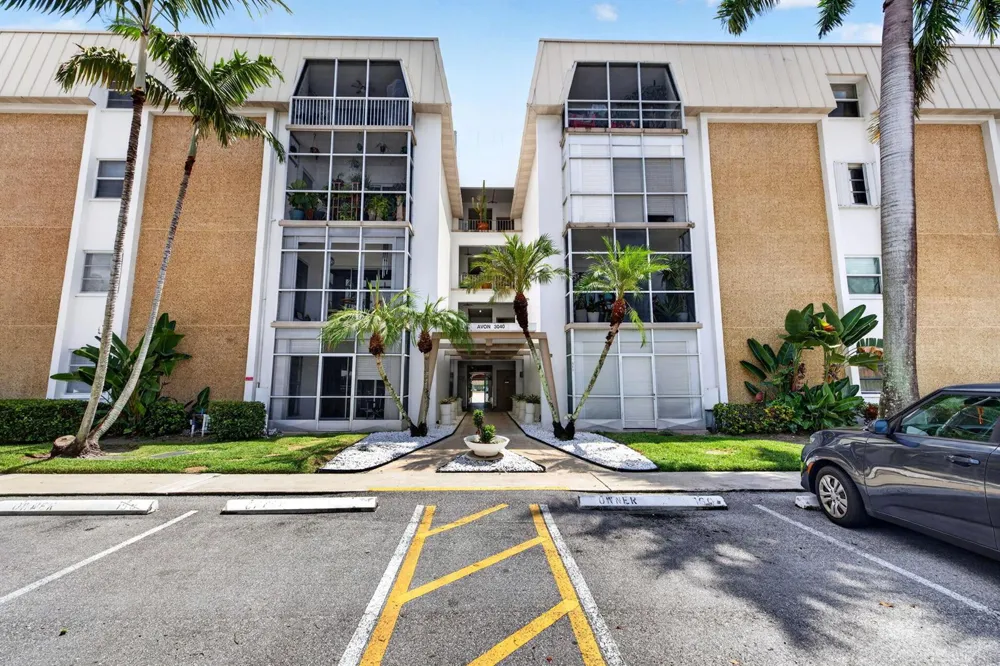3040 NE 16th Avenue #110 Oakland Park, FL 33334