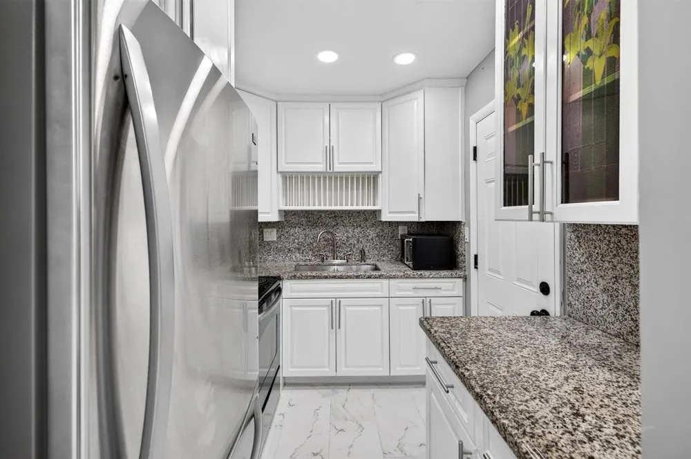 3040 NE 16th Avenue #110 Oakland Park, FL 33334