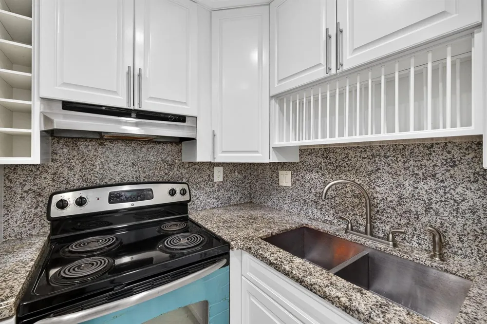 3040 NE 16th Avenue #110 Oakland Park, FL 33334