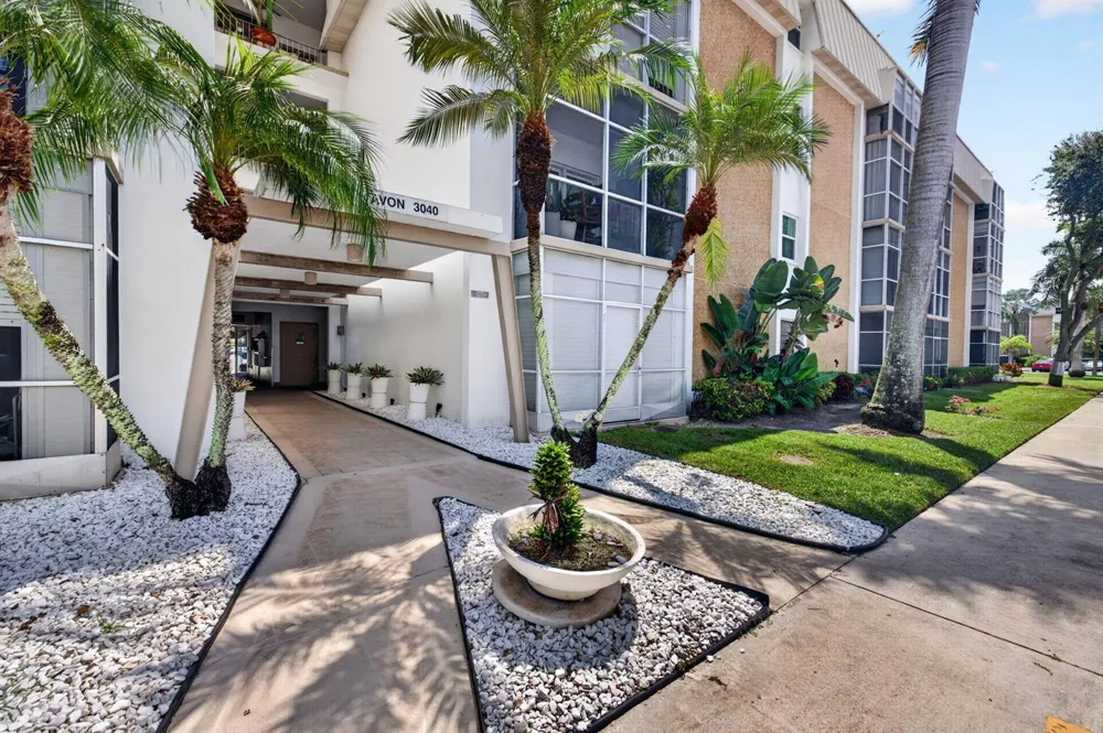 3040 NE 16th Avenue #110 Oakland Park, FL 33334