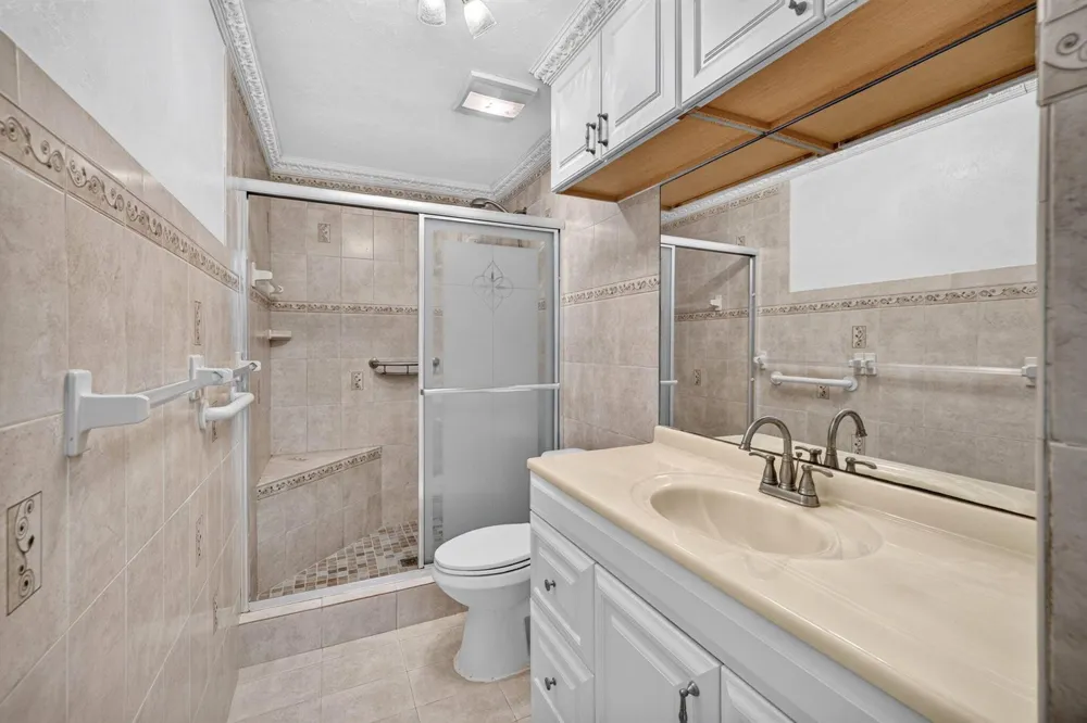 3040 NE 16th Avenue #110 Oakland Park, FL 33334