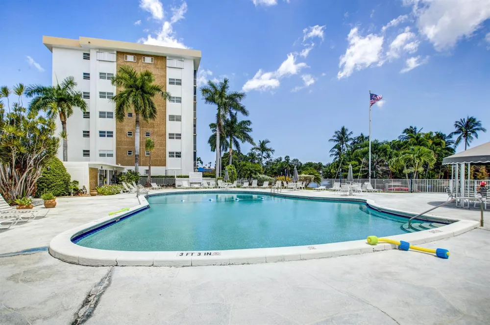 3040 NE 16th Avenue #110 Oakland Park, FL 33334