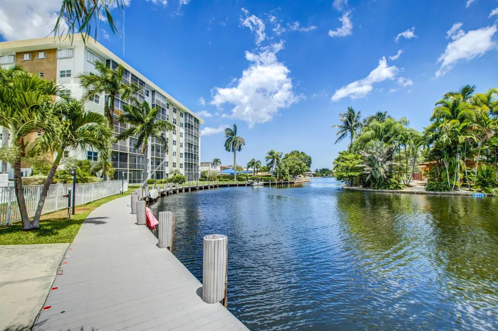 3040 NE 16th Avenue #110 Oakland Park, FL 33334