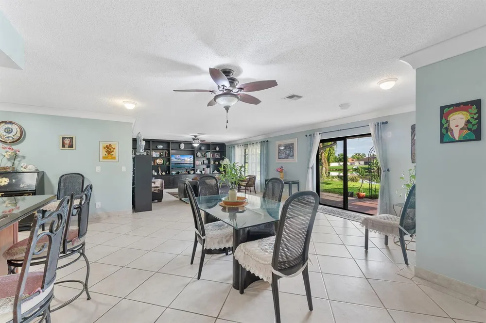 154 SANTA MONICA AVENUE Royal Palm Beach, FL 33411