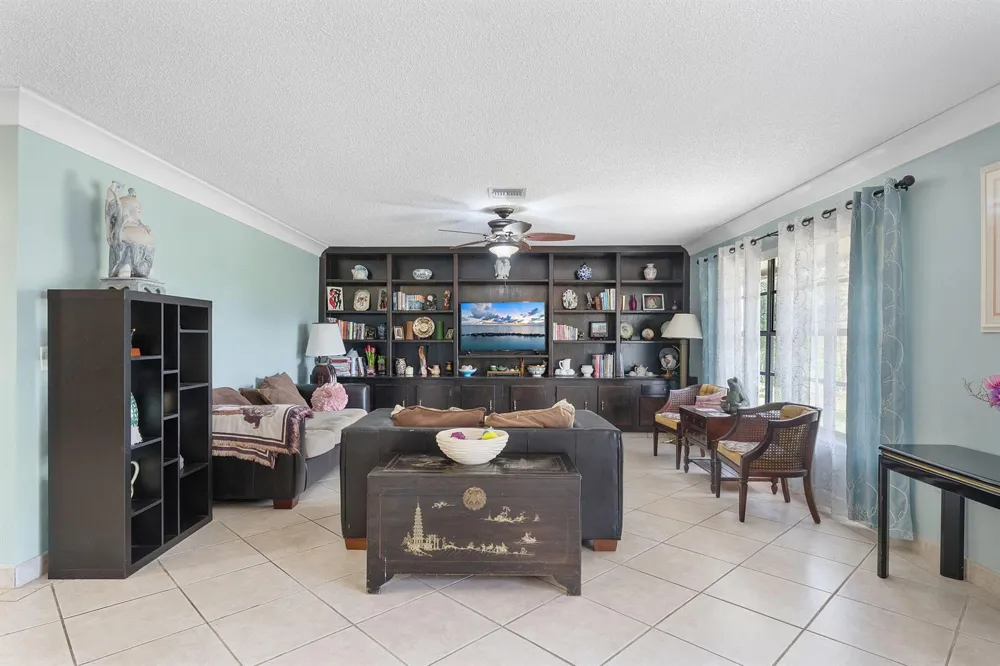 154 SANTA MONICA AVENUE Royal Palm Beach, FL 33411