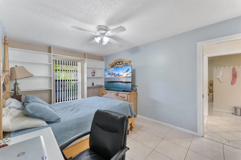 154 SANTA MONICA AVENUE Royal Palm Beach, FL 33411