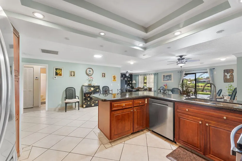 154 SANTA MONICA AVENUE Royal Palm Beach, FL 33411