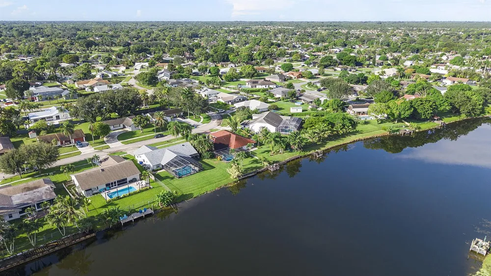 154 SANTA MONICA AVENUE Royal Palm Beach, FL 33411