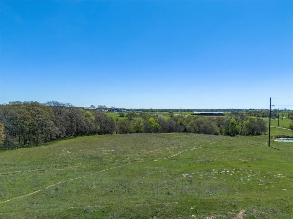 1200 County Road 2475 Alvord, TX 76225