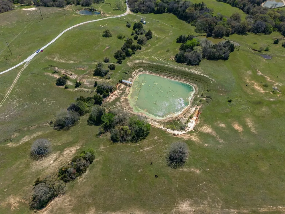1200 County Road 2475 Alvord, TX 76225