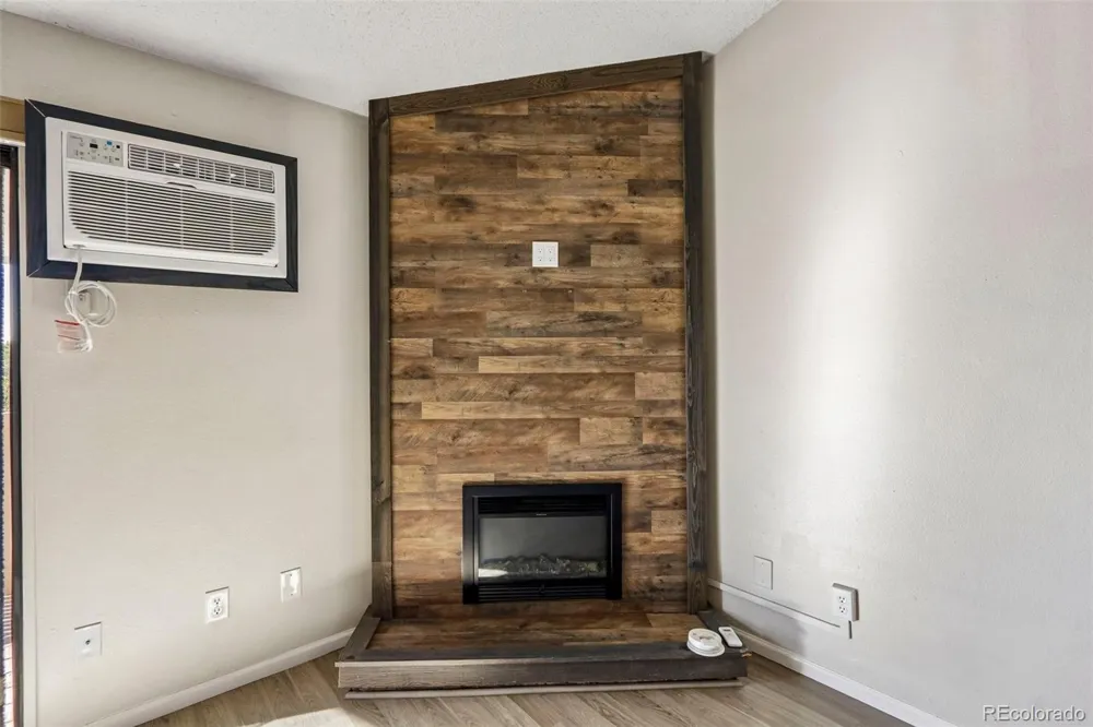 381 S Ames Street #F303 Denver, CO 80226