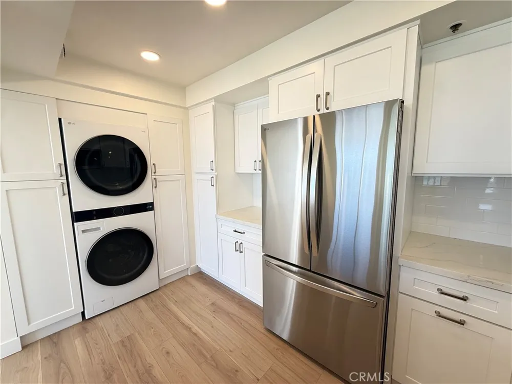 230 Lille Lane #308 Newport Beach, CA 92663