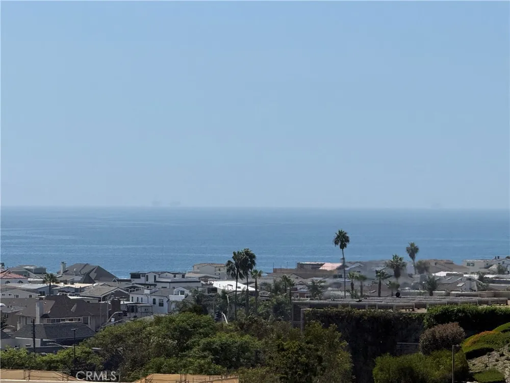 230 Lille Lane #308 Newport Beach, CA 92663