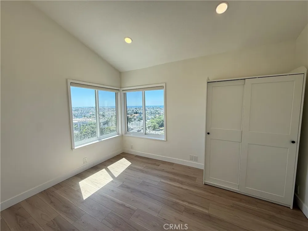 230 Lille Lane #308 Newport Beach, CA 92663