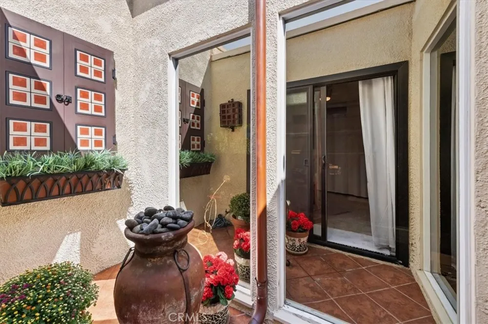 764 Seville Palm Springs, CA 92262