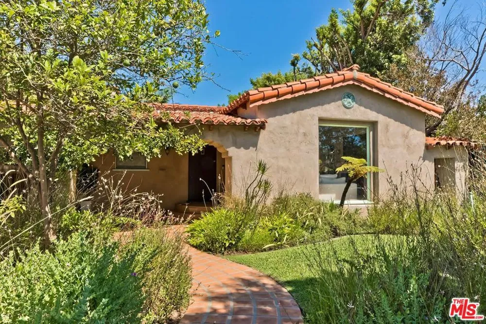 2243 27th Street Santa Monica, CA 90405