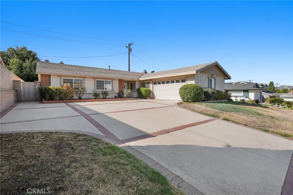 6736 Whitewood Street Simi Valley, CA 93063