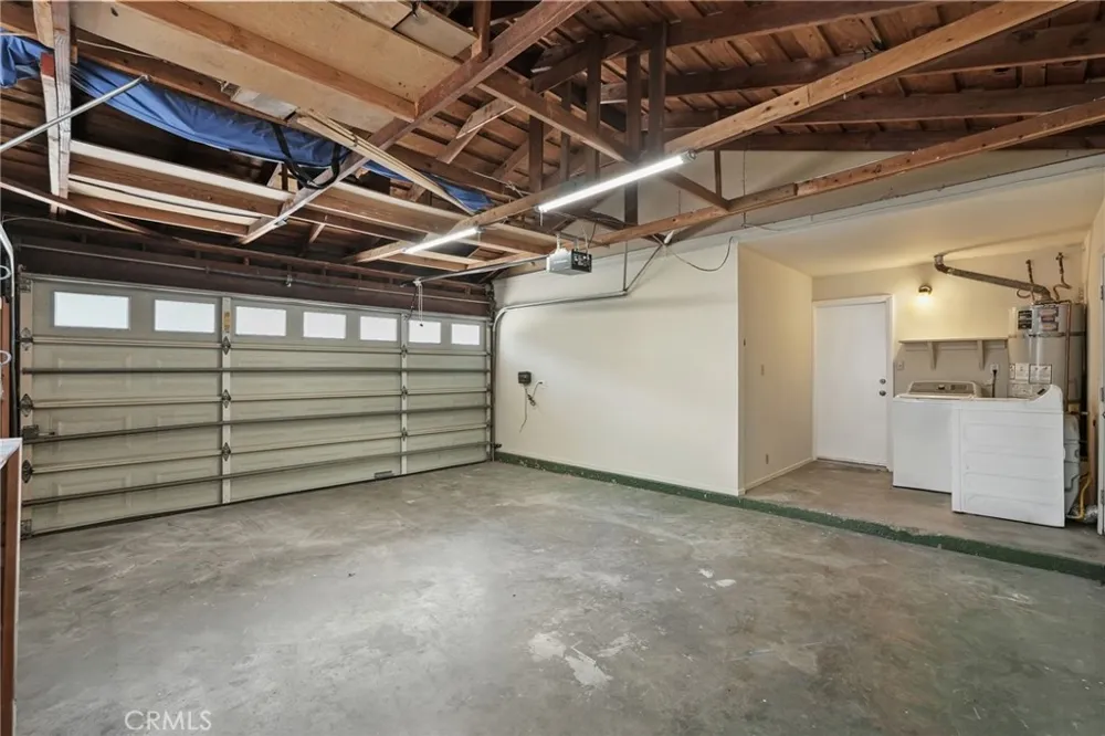 6736 Whitewood Street Simi Valley, CA 93063