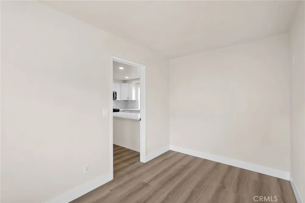 6736 Whitewood Street Simi Valley, CA 93063