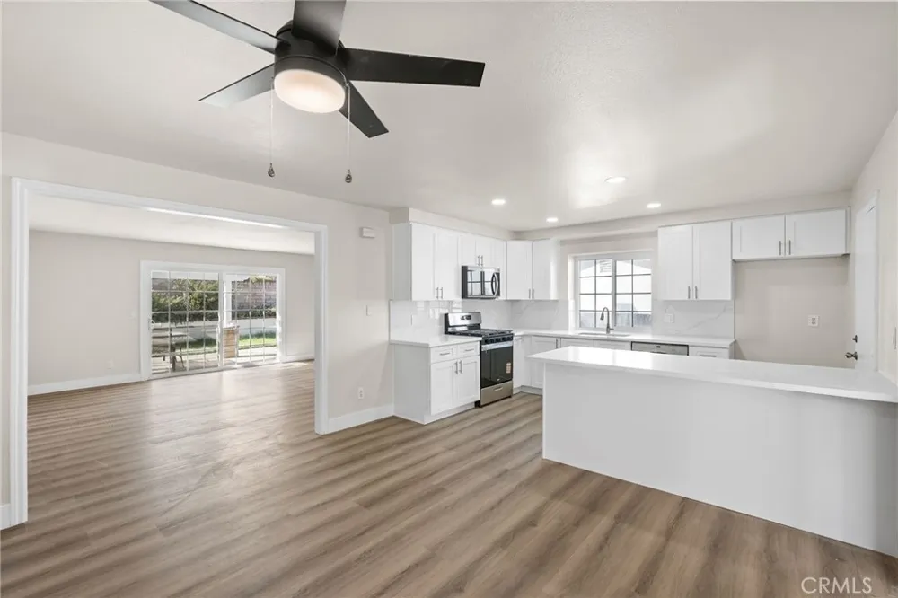 6736 Whitewood Street Simi Valley, CA 93063
