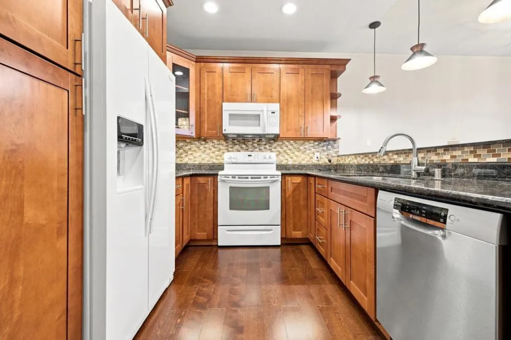 951 S 12th Street #302 San Jose, CA 95112