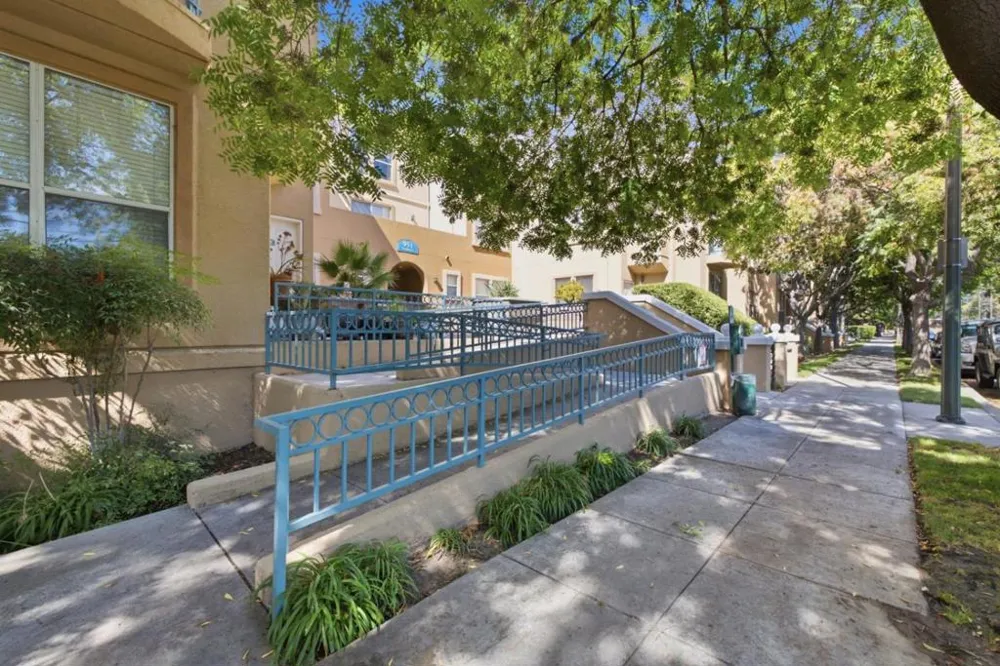 951 S 12th Street #302 San Jose, CA 95112