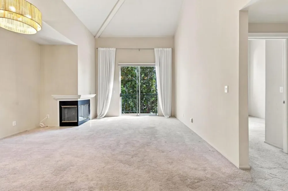 951 S 12th Street #302 San Jose, CA 95112