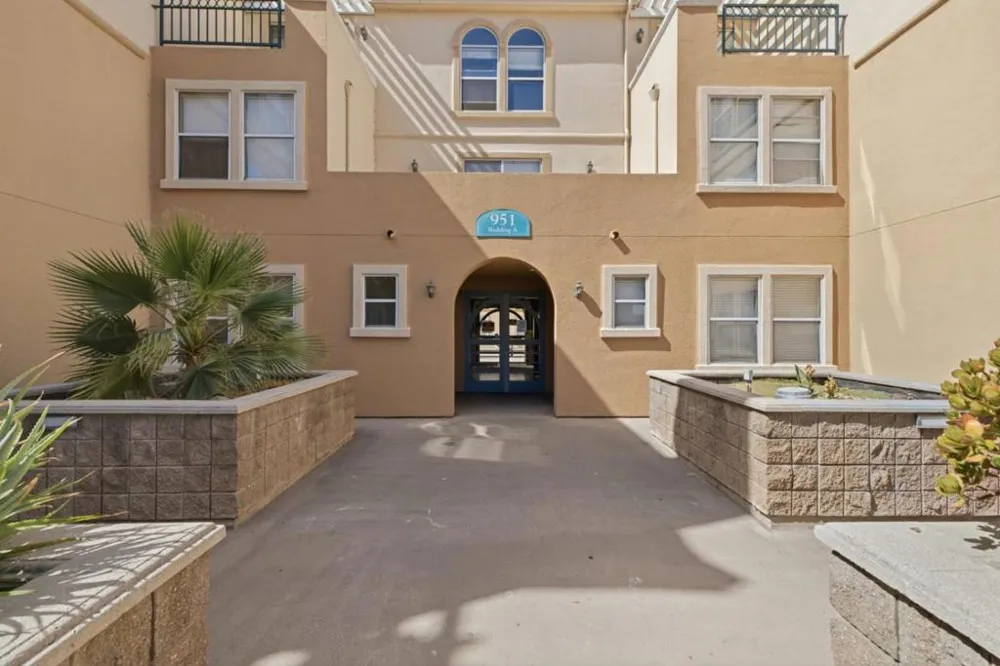 951 S 12th Street #302 San Jose, CA 95112