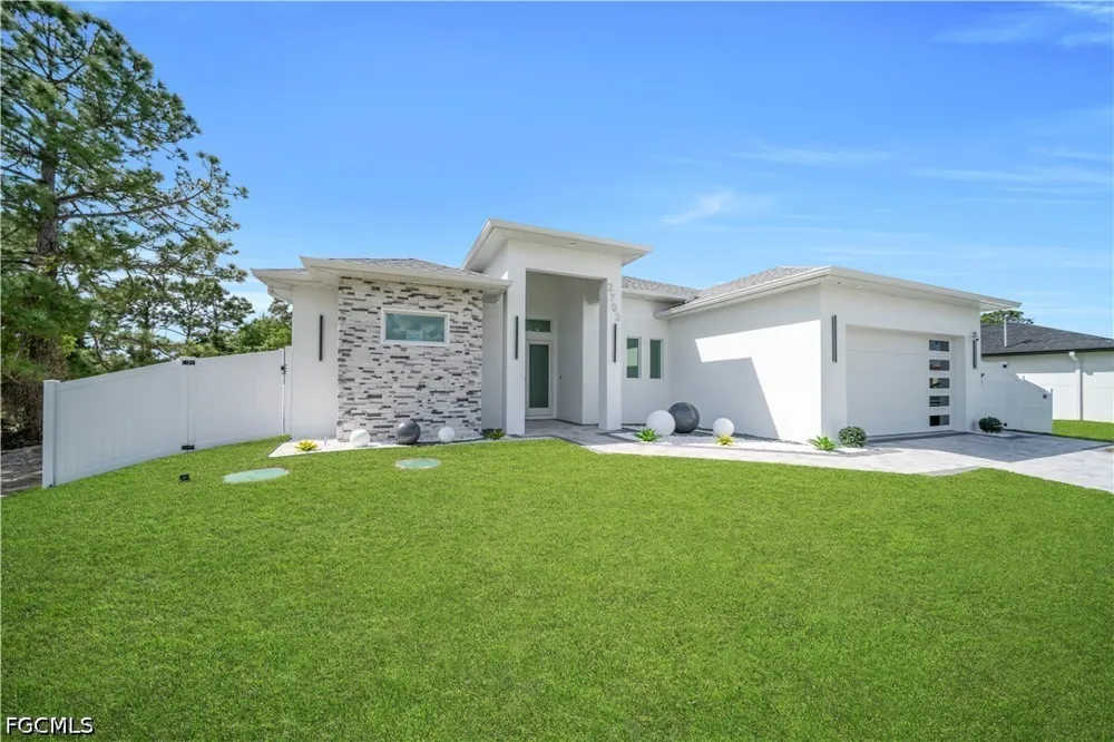 6th Street SW Lehigh Acres, FL 33976