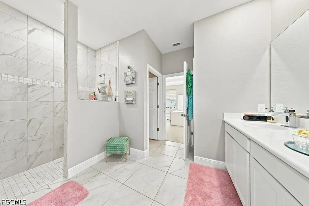 NW 34th Avenue Cape Coral, FL 33993