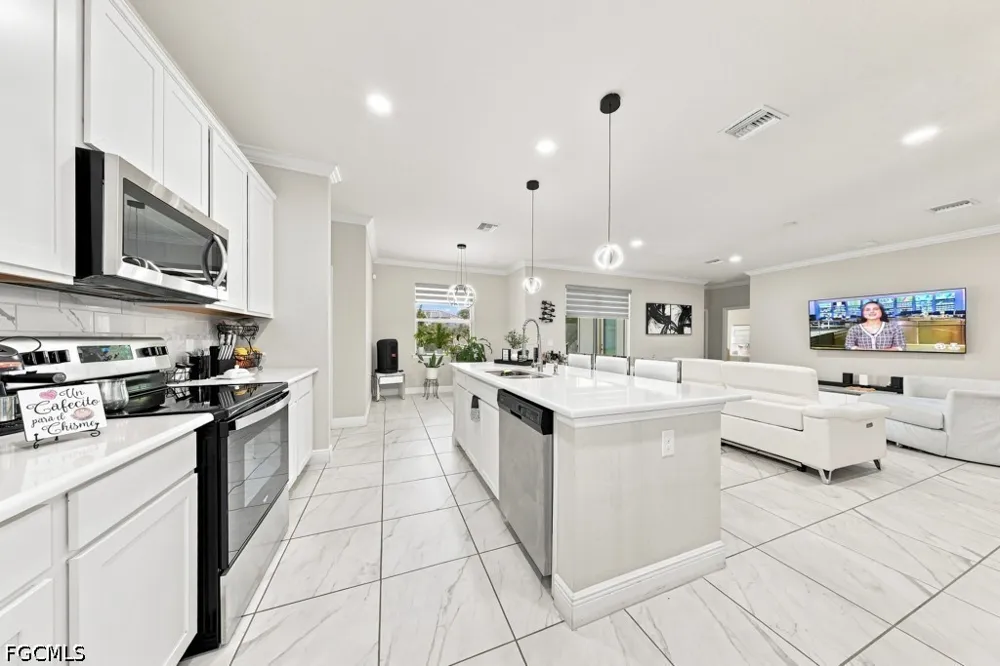 NW 34th Avenue Cape Coral, FL 33993
