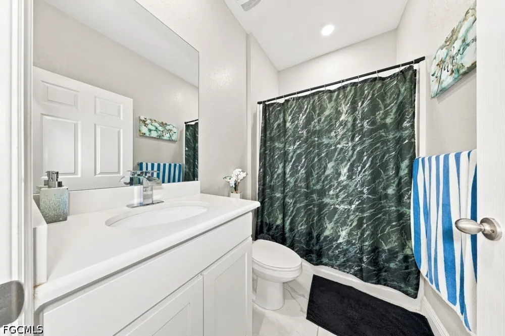 NW 34th Avenue Cape Coral, FL 33993