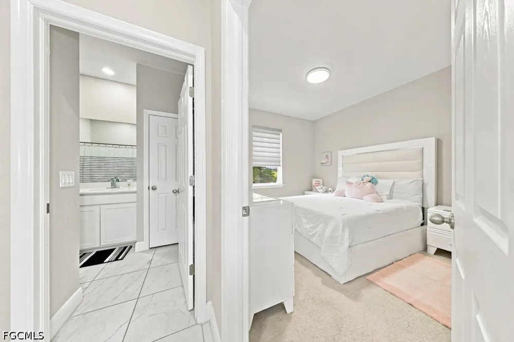 NW 34th Avenue Cape Coral, FL 33993
